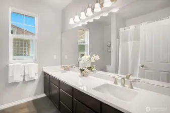 Upstairs Bathroom