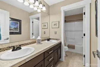 Upper level full bathroom
