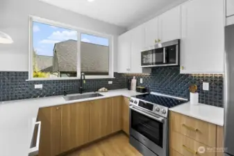 Photos are of model home 322B. Layout and finishes may vary.