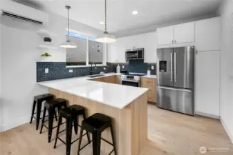 Photos are of model home 322B. Layout and finishes may vary.