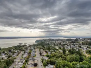 Enjoy the Sound and Commencement Bay near by.