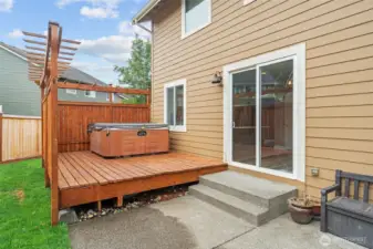Privately screened hot tub~