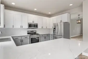 Look at this gleaming new quartz counter~