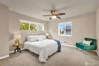 Good size primary bedroom