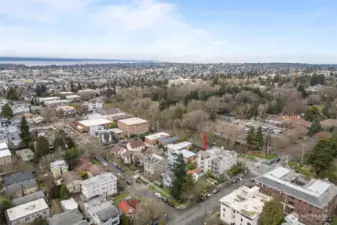 Directly across from Woodland Park, the zoo, & Rose Garden!