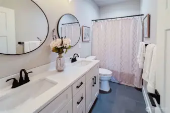 Full Bath of Bedrooms