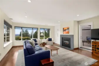 Living room area with huge bonus room on the right.