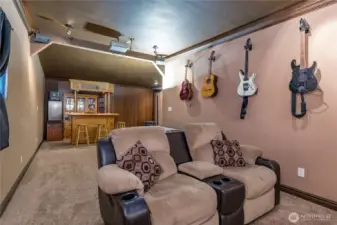 Projector, couch and screen stay with home!