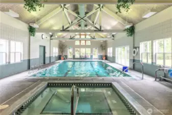 Membership to the South Bay Community Association comes with the home purchase. This therapy pool is 4' deep and at 84 degrees. Bring your family and friends at no extra cost.