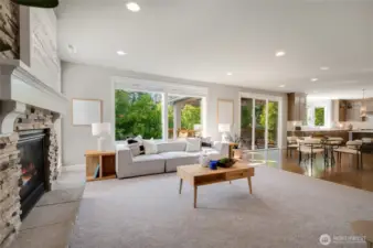 Big picture windows bring in natural light. Open flowing layout for large groups and gatherings.