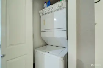 Stackable washer and dryer stay with the home.