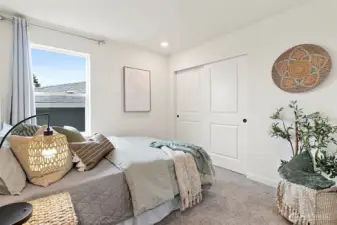 2nd bedroom