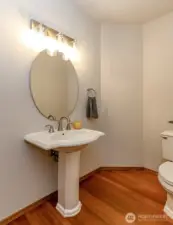 Front foyer half bath