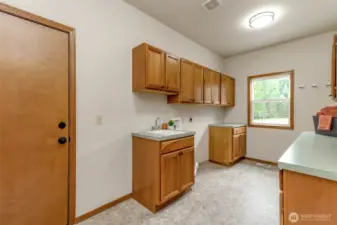 Large laundry room off the garage