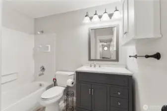 Full Bathroom on upper level with tub, and shower.