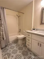 upstairs full bathroom