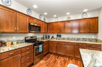 Matching floors and granite tops