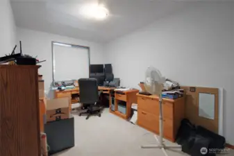 Third bedroom on the upper floor.