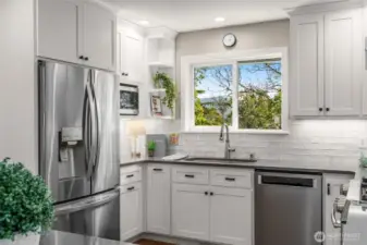 Views. All kitchen appliances stay with the home.