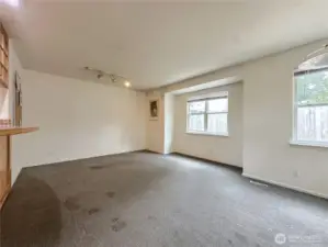 Family room/dining