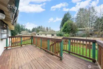 Spacious deck off the dining room~