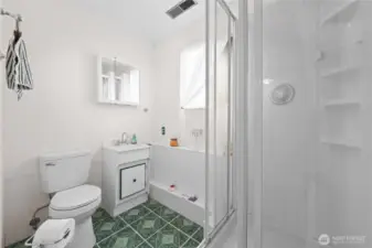 3/4 updated bathroom downstairs~