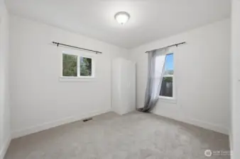 Additional bedroom
