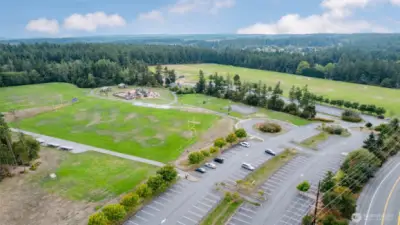 Walking distance to Fort Nugent Park