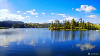 Curlew Lake from the community dock. Actual colors not retouched.
