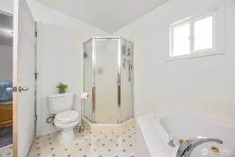 Primary bath