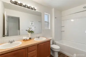 Another full bathroom on 2nd floor