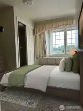 virtually staged