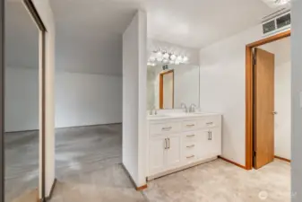 The main en suite is huge