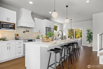 Photographs are for illustrative purposes only. Features, finishes, interior/exterior colors, landscaping and floorplan shown may vary from actual homes built