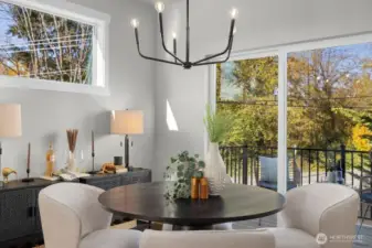 Photographs are for illustrative purposes only. Features, finishes, interior/exterior colors, landscaping and floorplan shown may vary from actual homes built