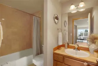 Not just a half bath like in most townhomes, this full bathroom on the main level creates all kinds of floorplan flexibility.