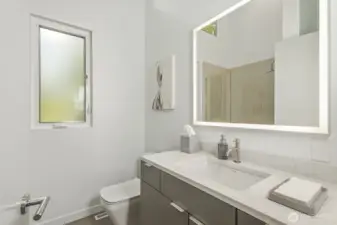 3/4 bath outside of 2nd bedroom