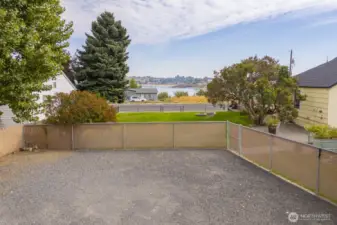 Large back gravelled parking area