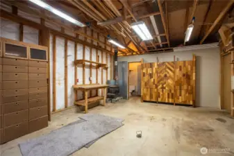 Shop in 2 Car Garage w/ Facilities & Tons of Storage