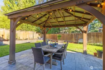 Outdoor dining right off the kitchen.