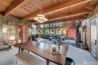 So much light in this home!