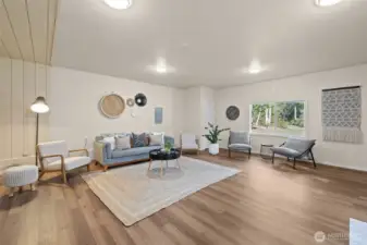 864 SF Bonus Family Rm  Or ADU Possibilities