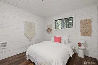 3rd Bedroom closest to flex space