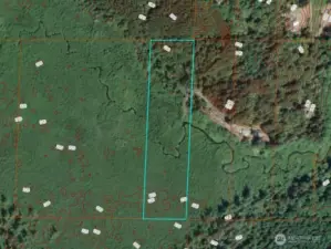 Overhead view with approximate boundaries in blue with approximate topography lines.