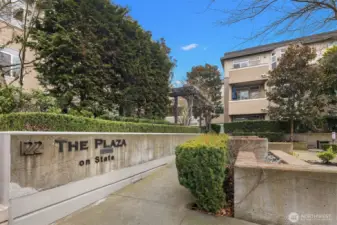 122 Plaza on State Street