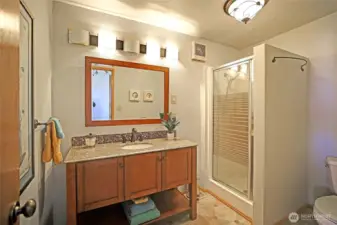 Downstairs 3/4 bath...