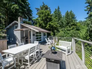 Upper cottage deck