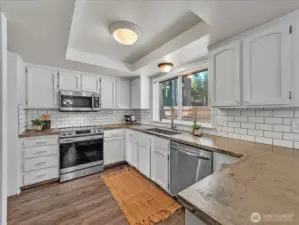 Thoughtful layout in kitchen makes for easy prep and entertaining