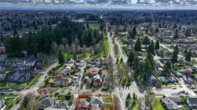 Just 1 block to University of Puget Sound Campus