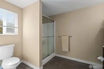 1412 Primary Bath